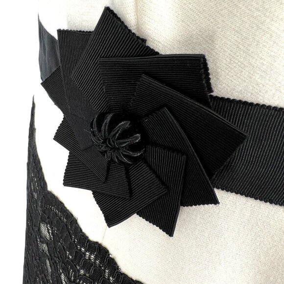 Jax Lace Sheath Dress With Cap Sleeves Floral Waist Detail Black Ivory Size 12 - Picture 3 of 12